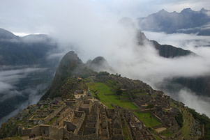 Machu Picchu in den Woken