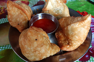 Nepal Essen Samosas