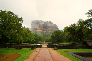 Sigiriya Löwenfels mit Gärten