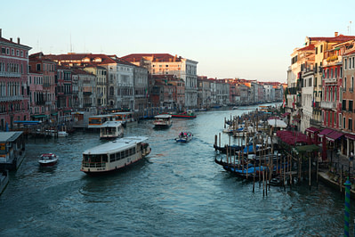 Venedig Canal Grande Valporetto
