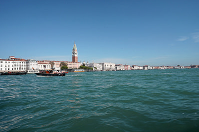 Venedig Punta Dogana Blick weit