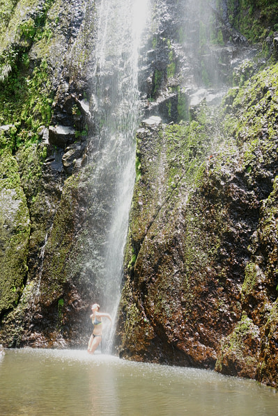 Ometepe Wasserfall Franzi
