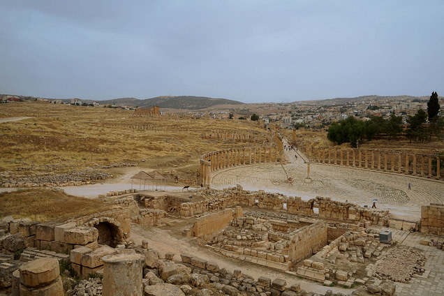 Jerash Blick auf Forum vom Zeus Tempel