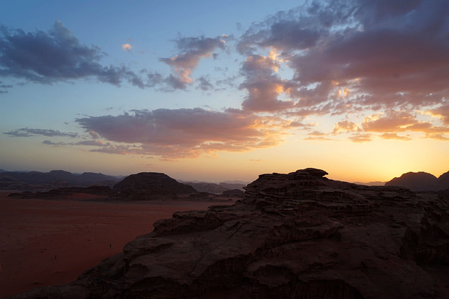 Wadi Rum Sonnenuntergang Wolken