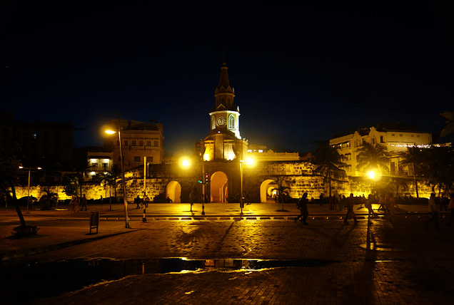 Cartagena Torre Reloj abends