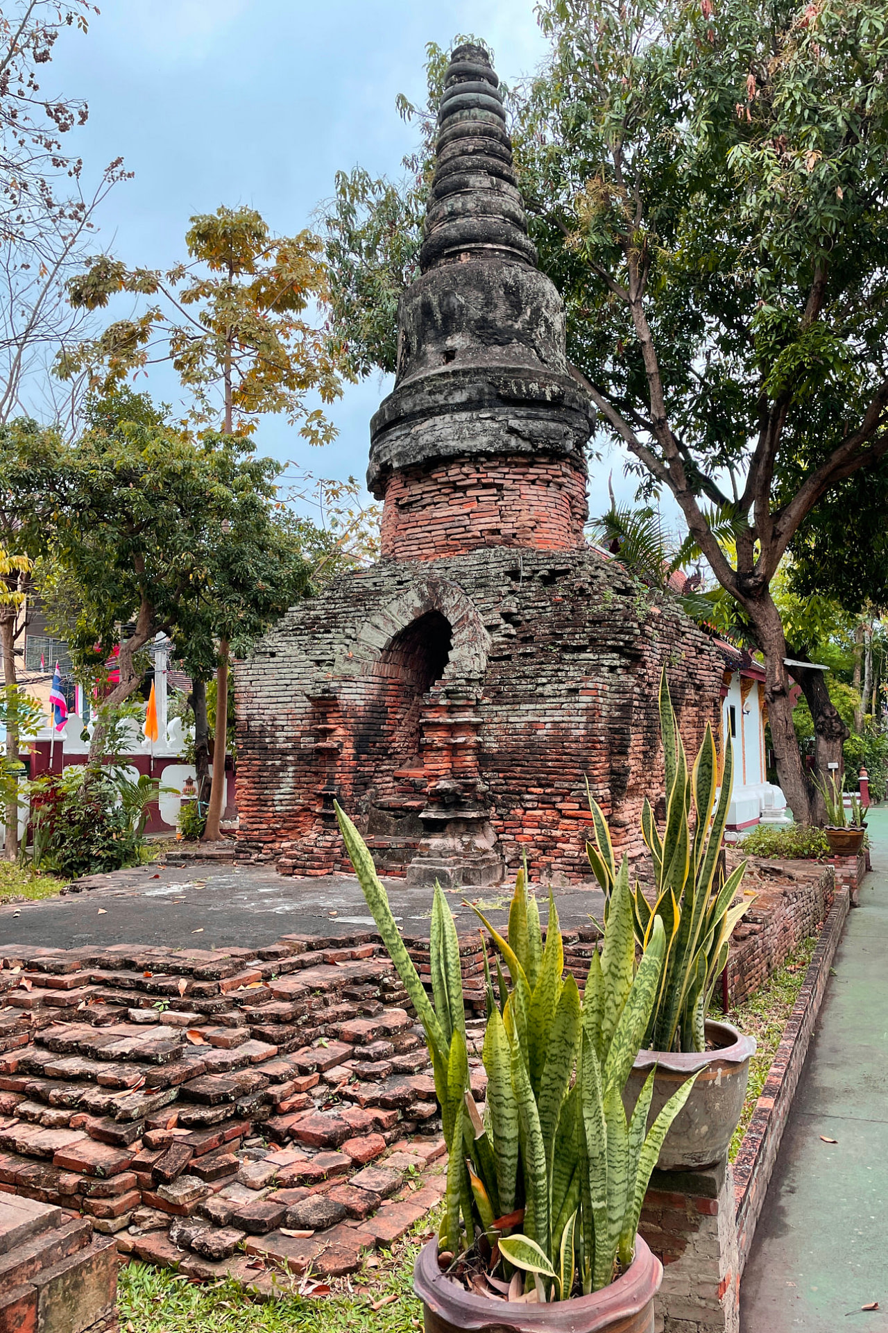 Wat Umong Maha Tempelruine